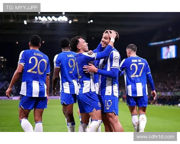 德尼兹双响助波尔图胜阿马多拉